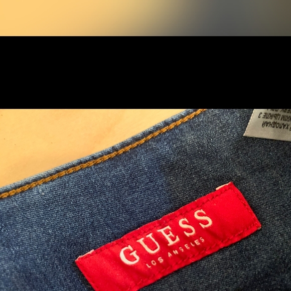 Guess Shorts - Picture 5 of 6